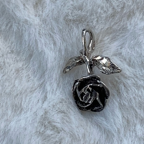 Jewelry - Sterling silver rose charm